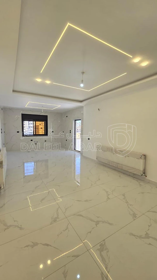 شقة في البنيات - قريب مدارس الحصاد - 105,000 دأ - صورة 1